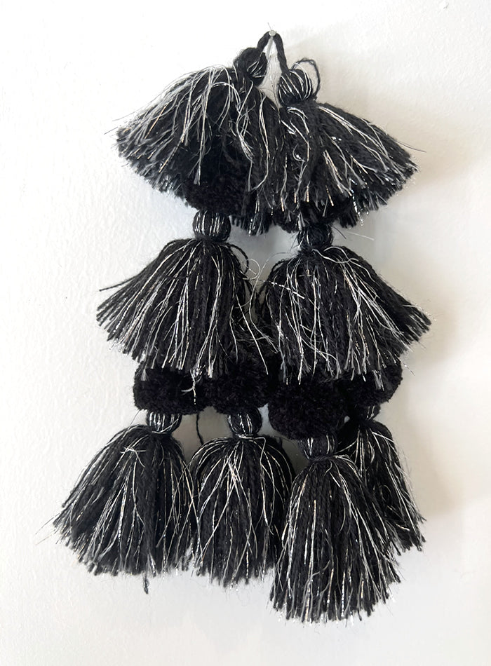 Tassel Black / Silver