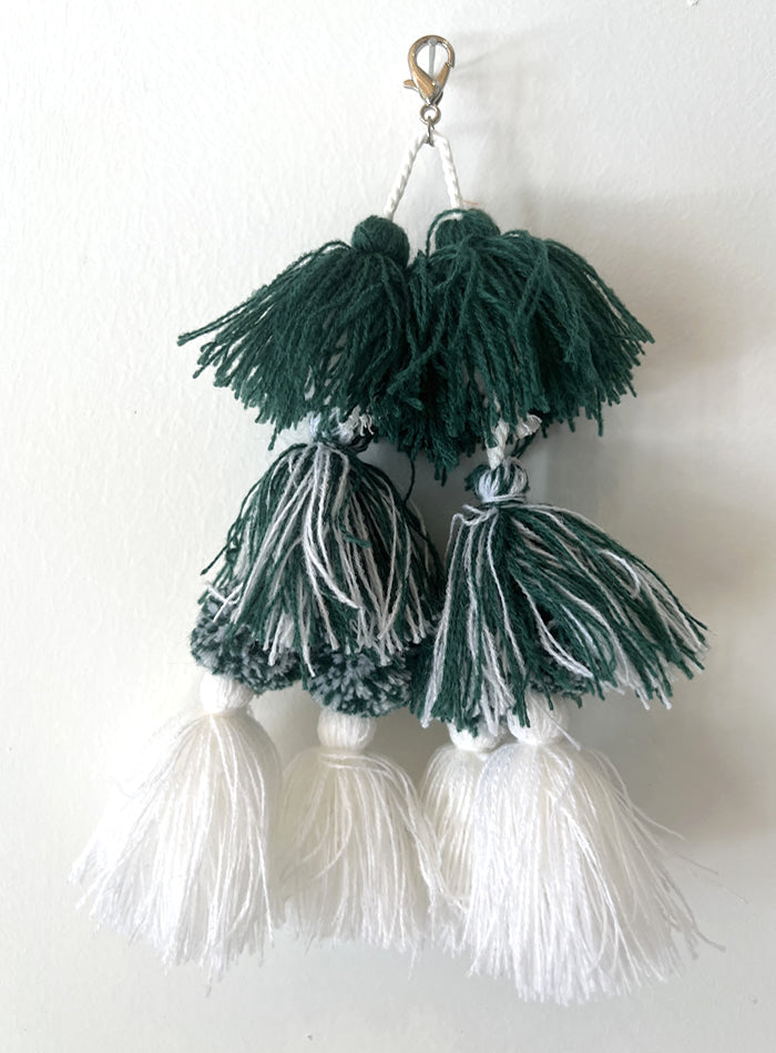 Tassel Dark Green / White