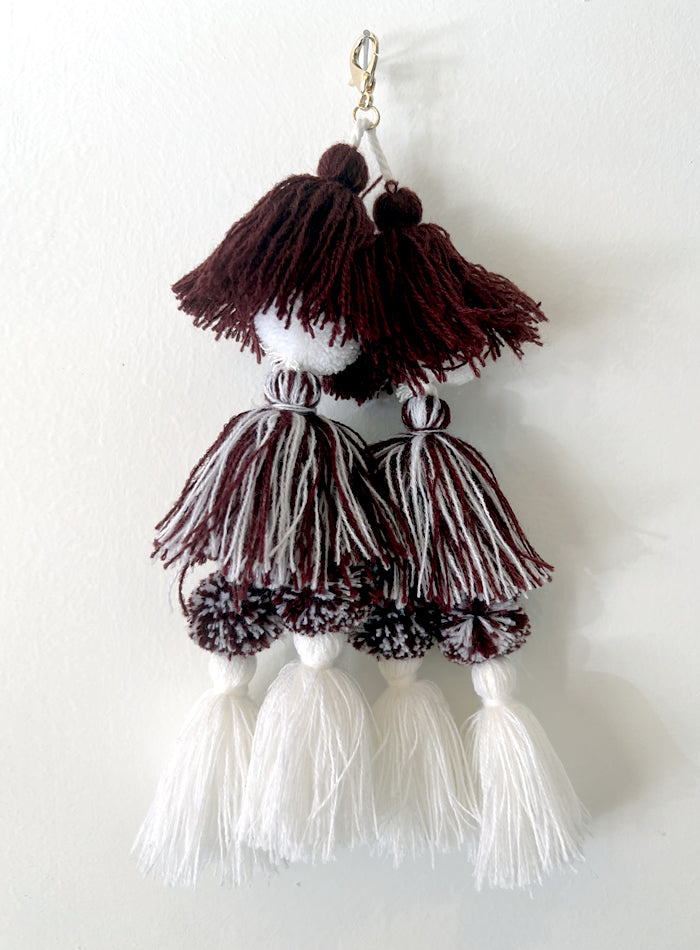 Tassel Maroon / White